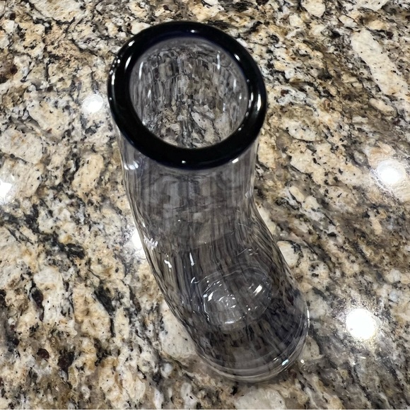 Blue Banana Vase, 1990s German Vintage, Modern Classics - Picture 2 of 9